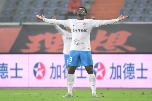 开云体育官网-【中超】里亚斯科斯头球吊射 西海岸1比0客胜泰山